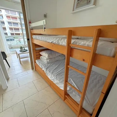 A : A 50m, Terrasse, Parking, Wifi, 4 Pers *
