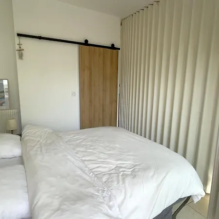A : A 50m, Terrasse, Parking, Wifi, 4 Pers